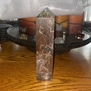 Red moss agate tower